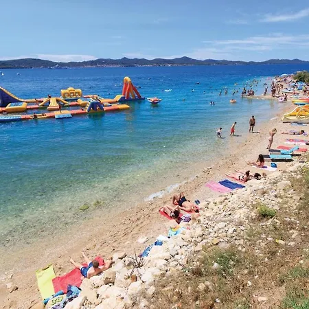 Pet Friendly Apartment In Zadar With Kitchen Apartment *