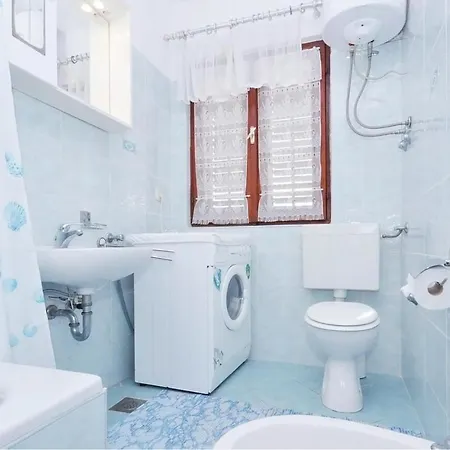 Apartment Pet Friendly Apartment In Zadar With Kitchen